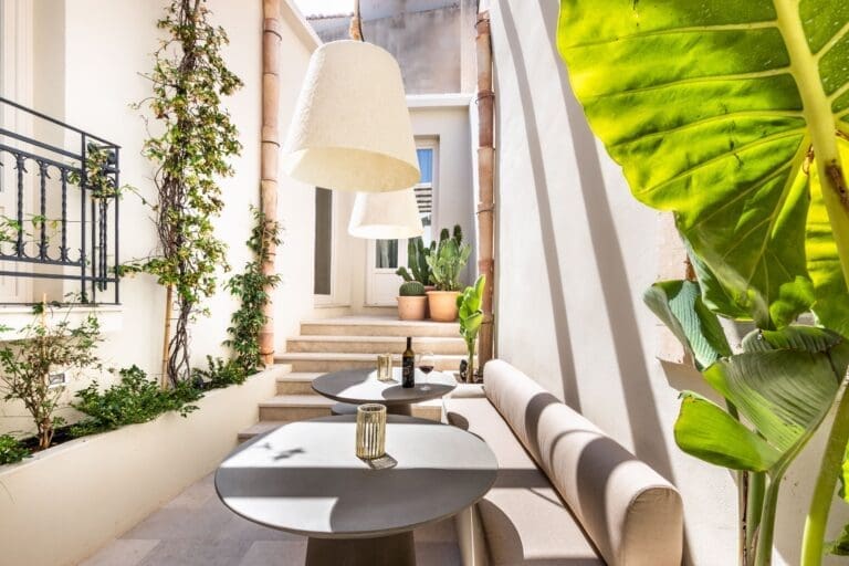 Rent Villa Abounding Rebel Sicily