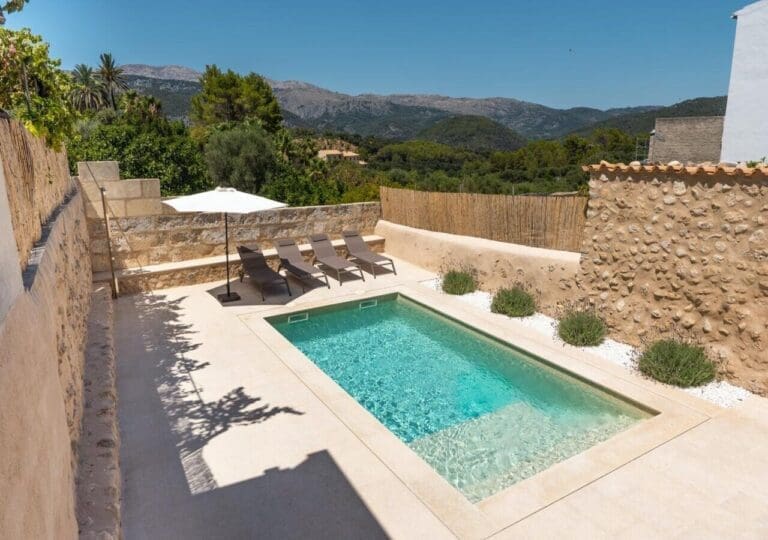 Rent Villa Accredited Boat Balearic Islands