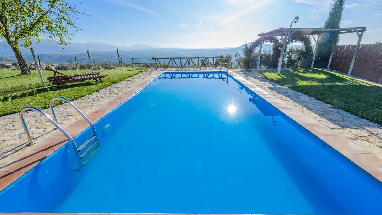 Rent Villa Advantageous Razzmatazz Spain