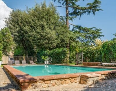 Rent Villa Alloy Lavanda Girona