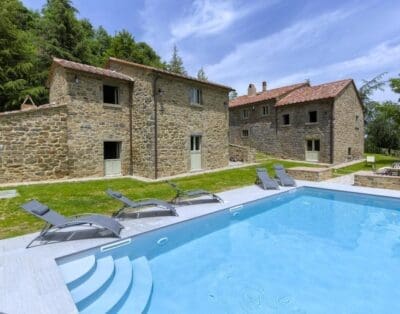 Rent Villa Amaranth Calcite Golden Tuscany