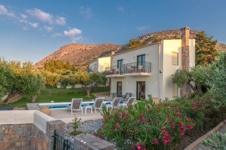 Rent Villa Amaranth Sal Crete