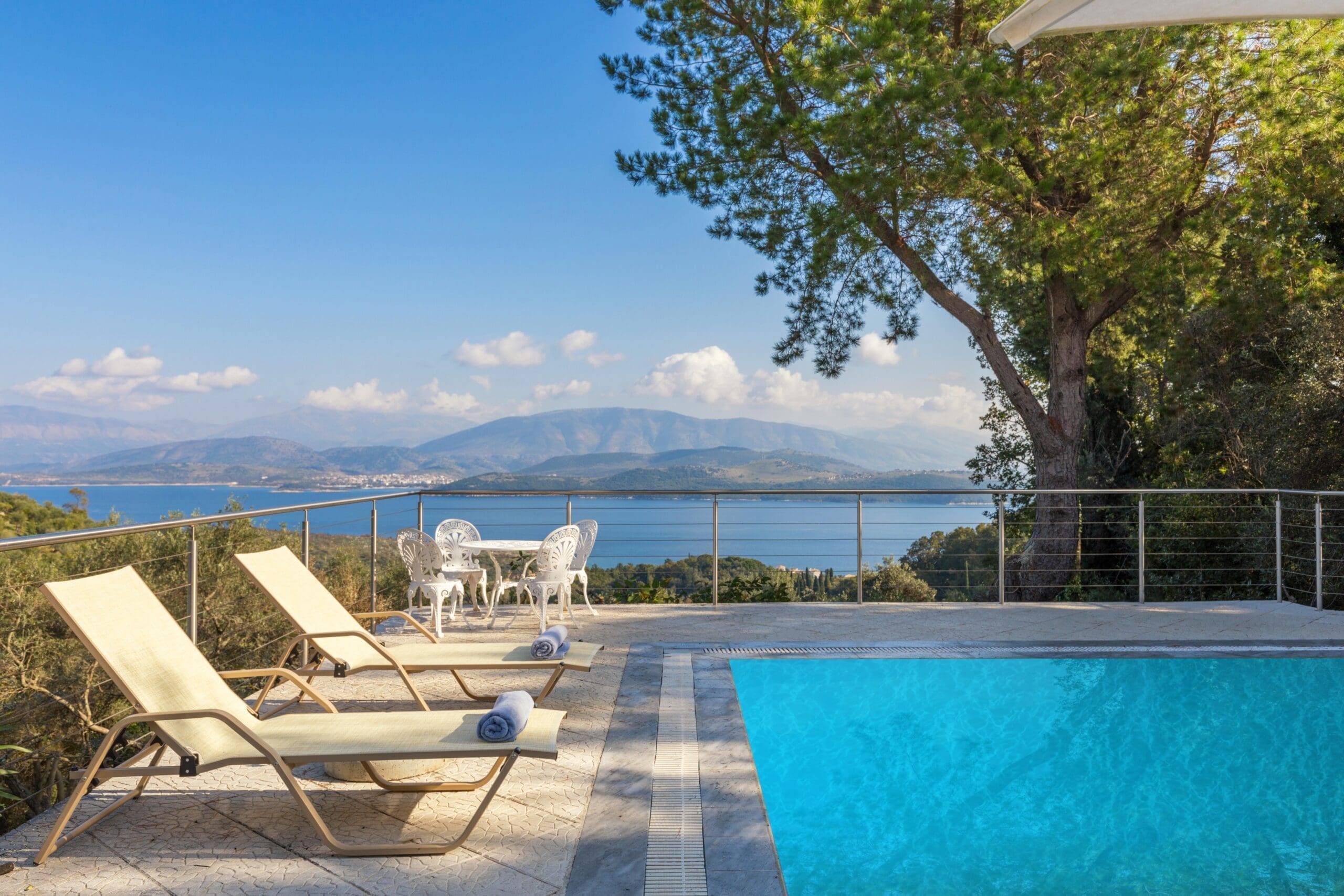 Rent Villa Aurora Cycad Corfu