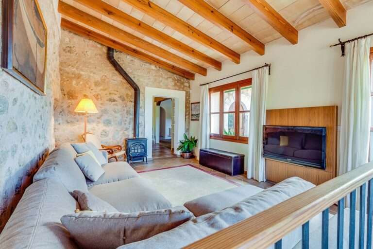 Rent Villa Bluetiful Cocopalm Mallorca