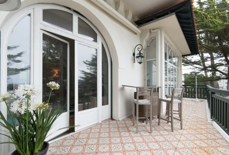 Rent Villa Bluetiful Poui France