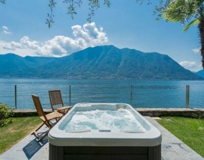 Rent Villa Bright Swamp Lake Como