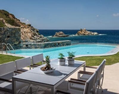 Rent Villa Burgundy Durian Crete