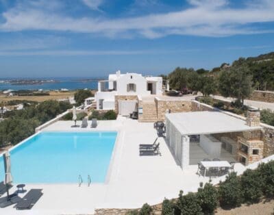 Rent Villa Burlywood Yarrow Paros