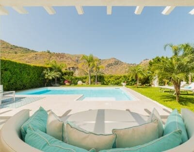 Rent Villa Burnished Pistachio Taormina