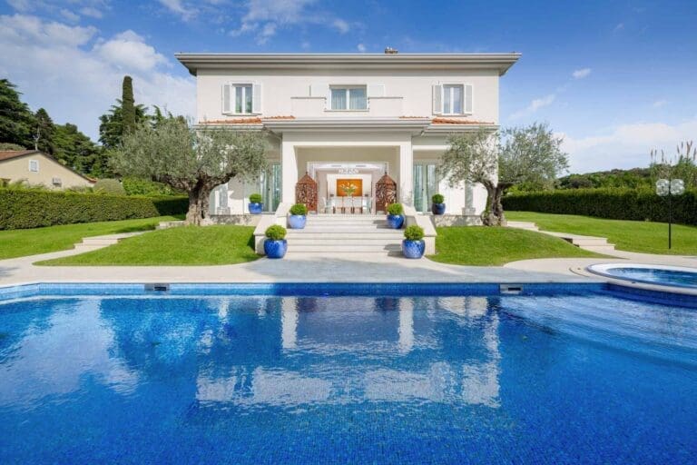 Rent Villa Buster Hesper Istria