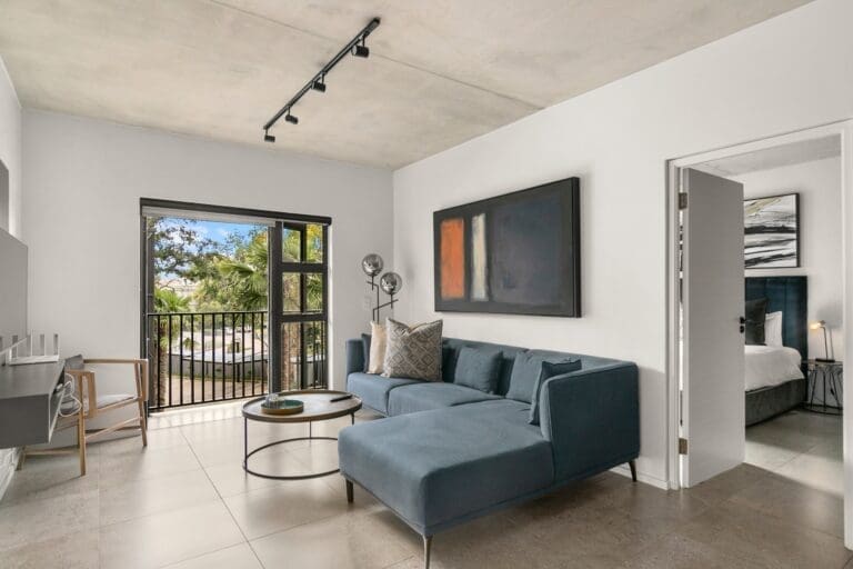 Rent Villa Camel Alexandra South Africa