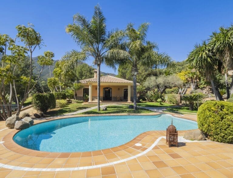 Rent Villa Carolina Nectarine Spain