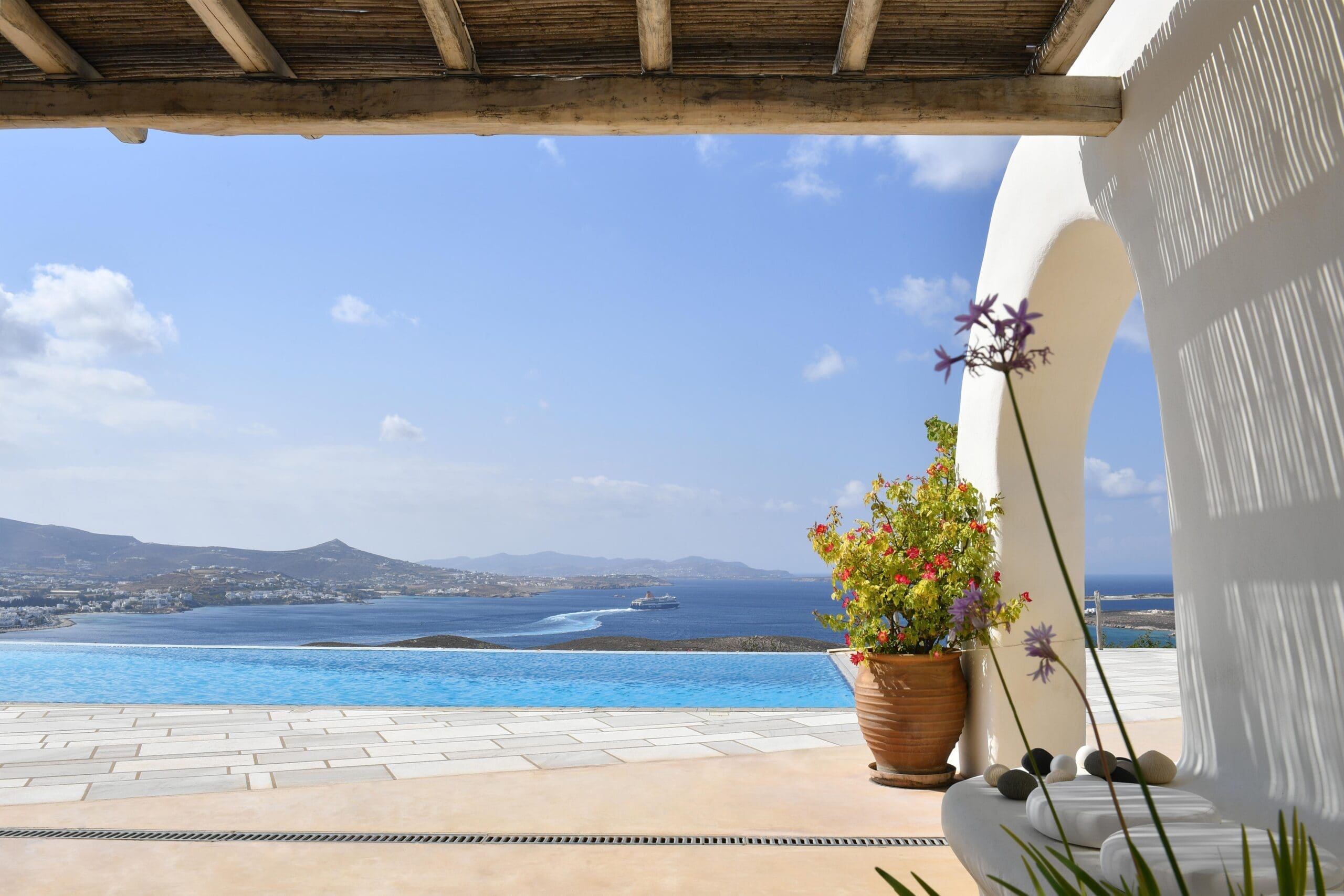 Rent Villa Citrine Staghorn Paros