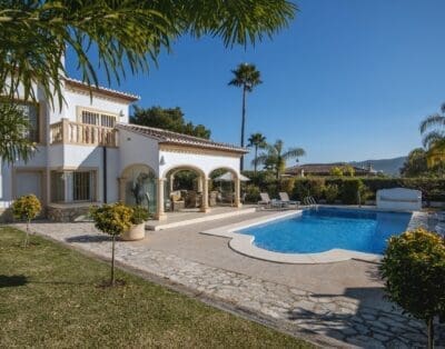 Rent Villa Citrine Tulipwood Spain