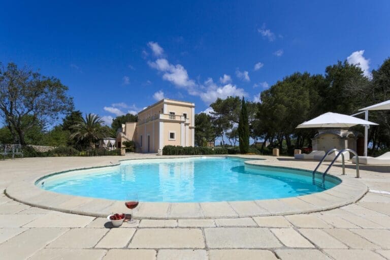 Rent Villa Coequal Milktree Italy