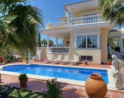 Rent Villa Cogent Purpureus Spain