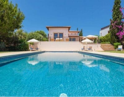 Rent Villa Columbia Muhuhu Cyprus