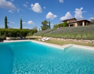 Rent Villa Cool Sassafras Umbria