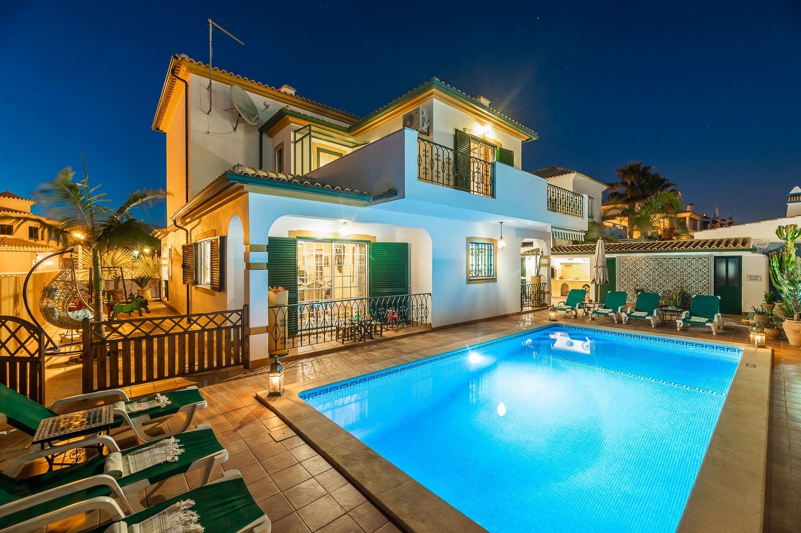 Rent Villa Cordovan Heath Algarve
