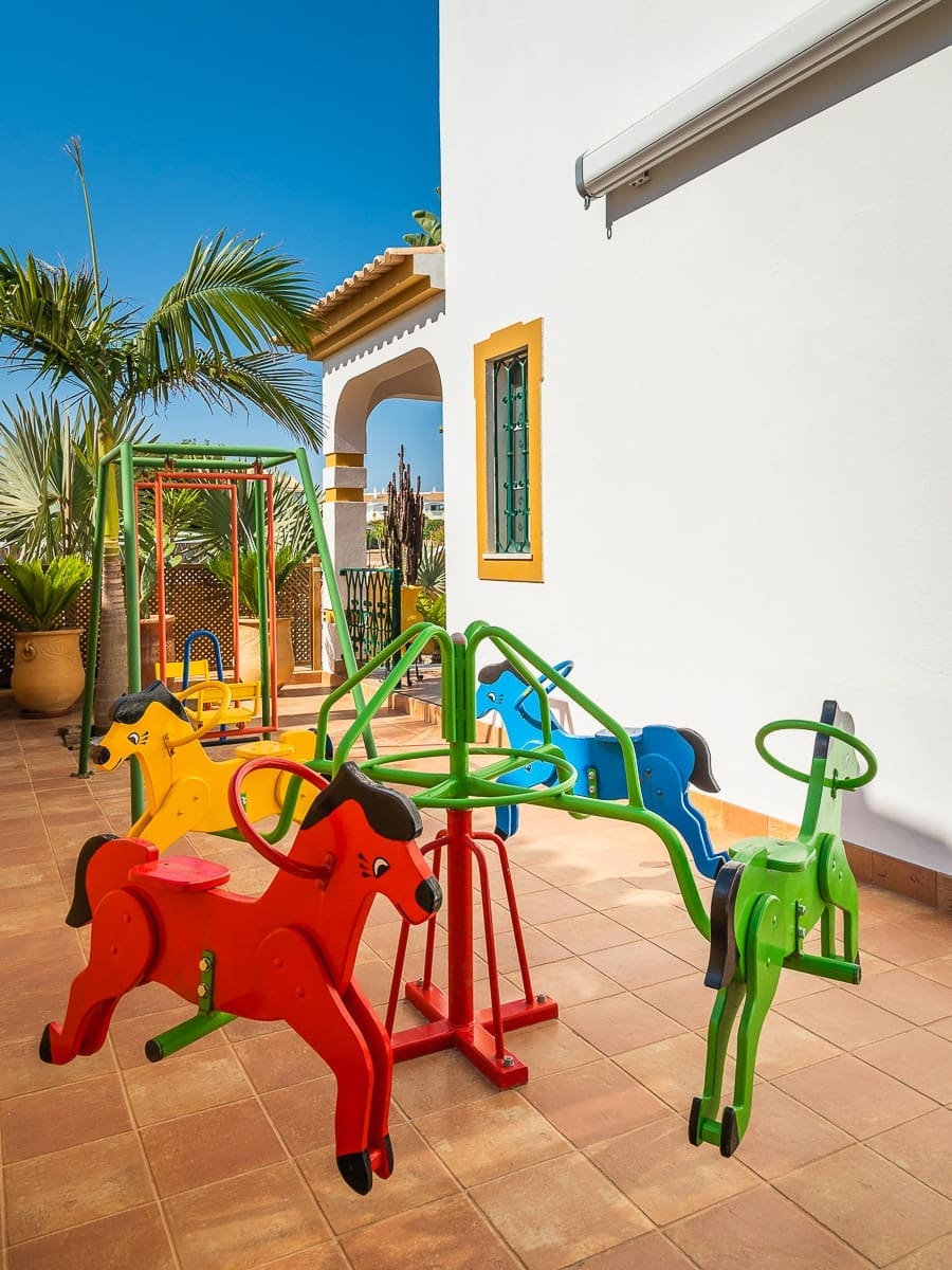 Rent Villa Cordovan Heath Algarve