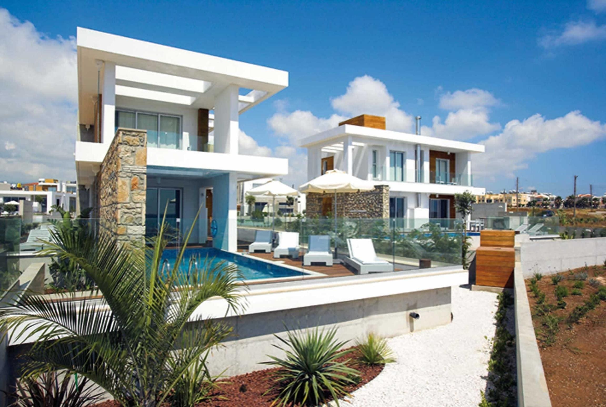 Rent Villa Cordovan Honey-Myrtle Paphos
