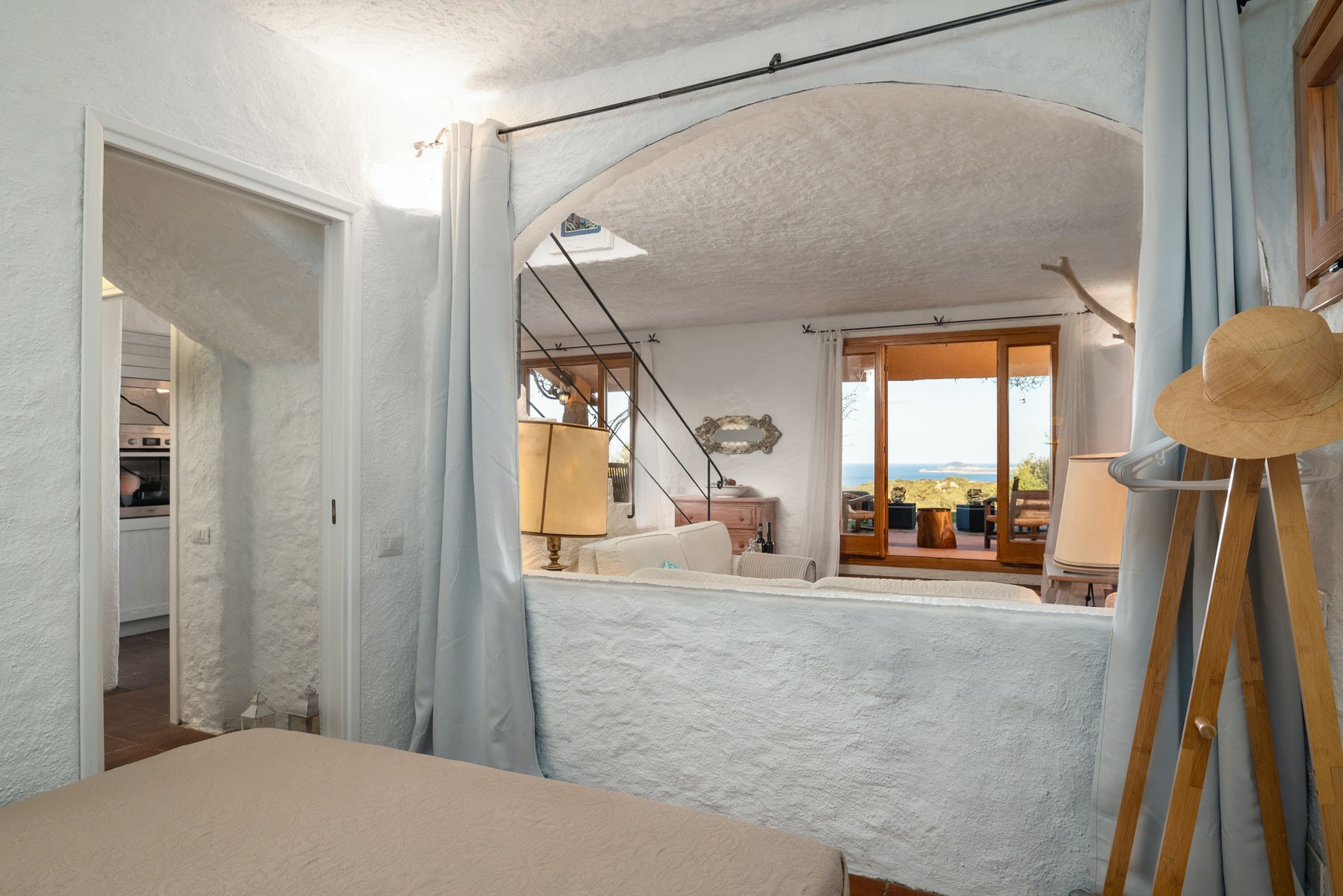 Rent Villa Cornflower Goyavier Sardinia