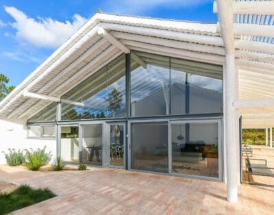 Rent Villa Cornflower Mahogany Portugal