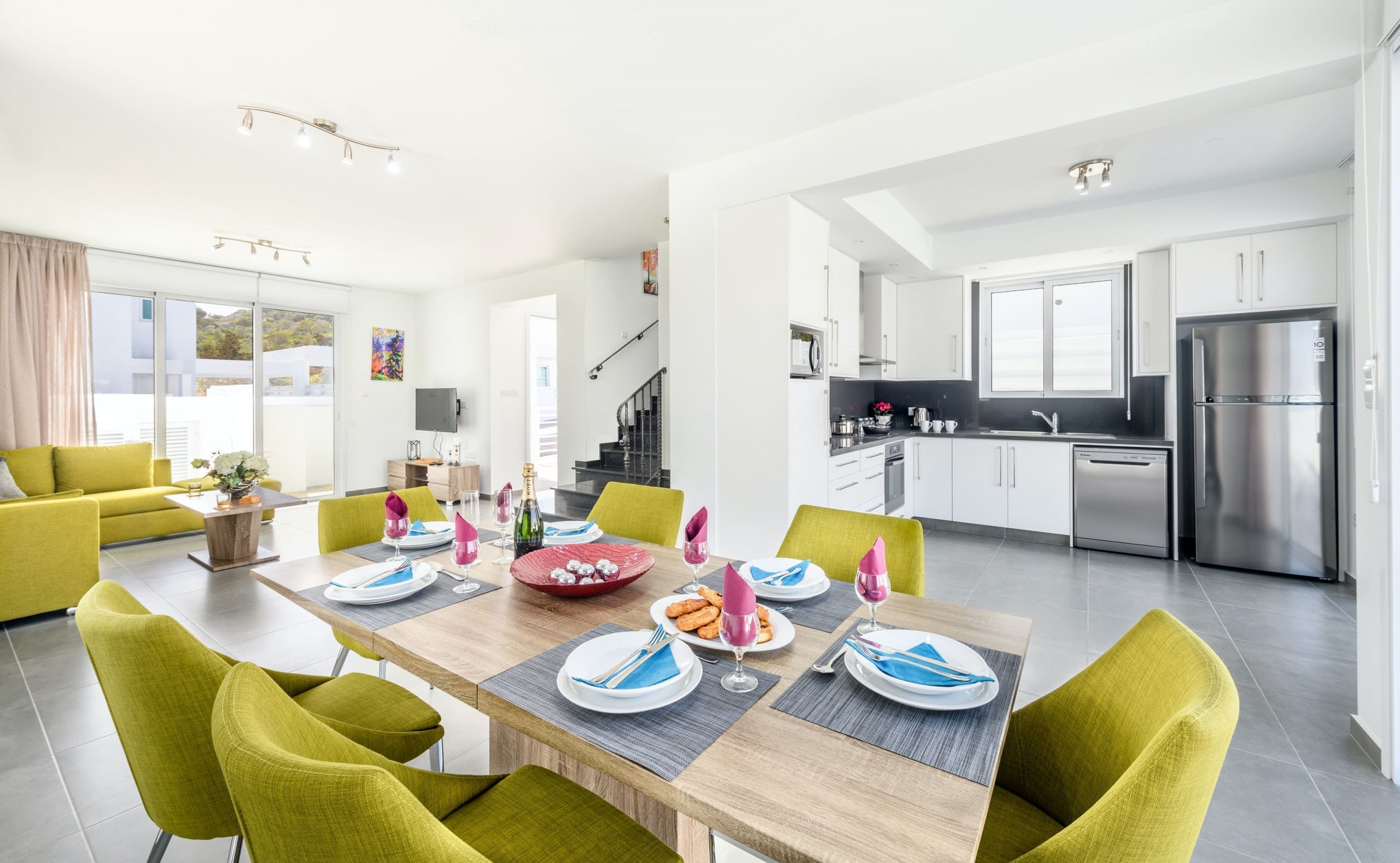 Rent Villa Cornflower Padauk Cyprus