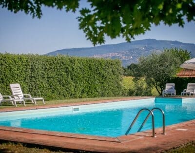 Rent Villa Crimson Kokio Tuscany