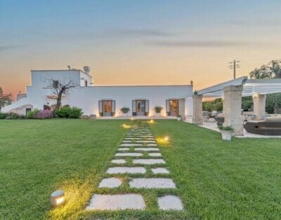 Rent Villa Crimson Pea Shrub Puglia