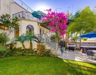 Rent Villa Deep Lisianthus San Diego