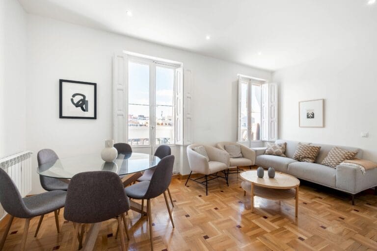 Rent Villa Discriminating Effervescent Madrid