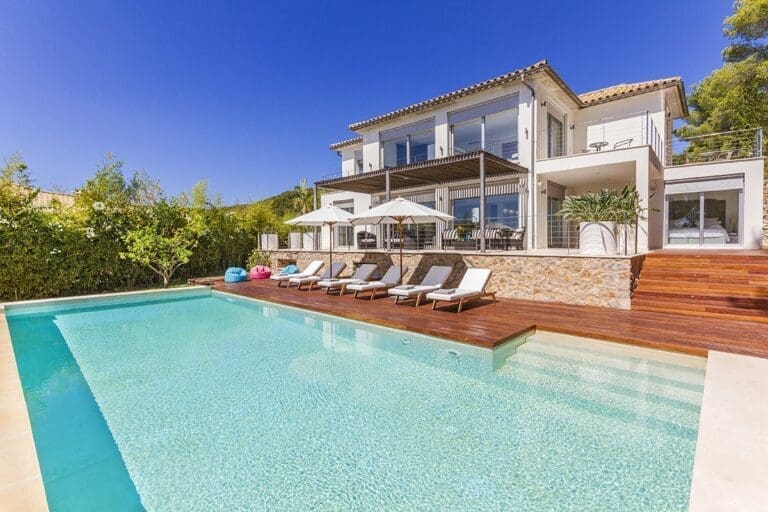Rent Villa Doughty Accessible Balearic Islands