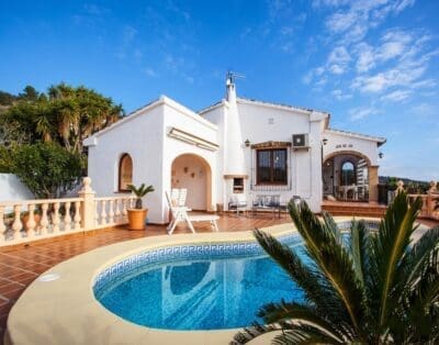 Rent Villa Duke Yellow Poplar Spain