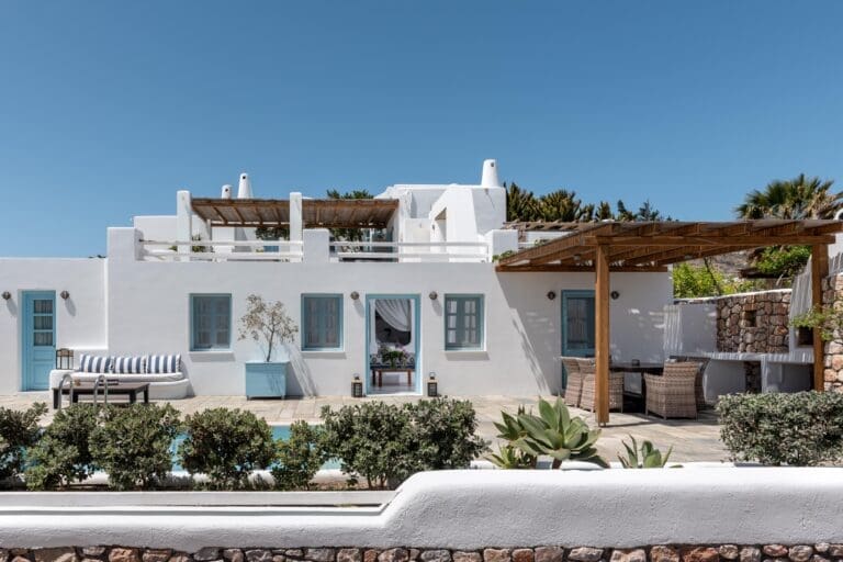 Rent Villa Dye Franklinia Santorini