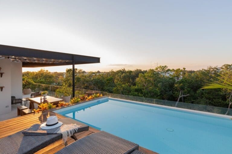 Rent Villa Eager Shocking Mexico