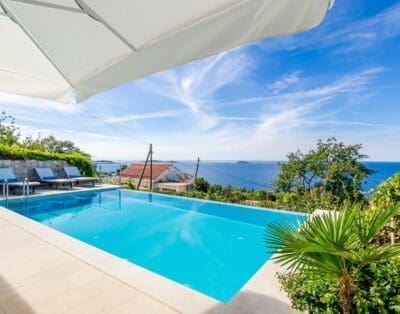 Rent Villa Effortless Allspice Croatia