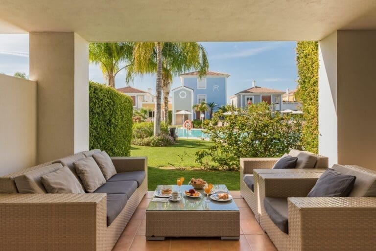 Rent Villa Emerald Peach Palm Spain
