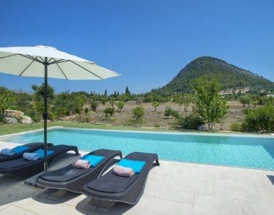 Rent Villa Enlightening Horse Balearic Islands