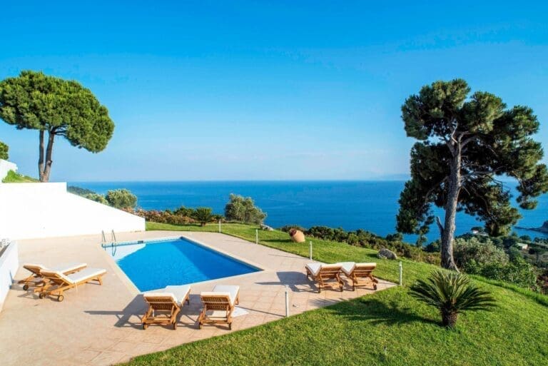 Rent Villa Extraordinary Hip Greece