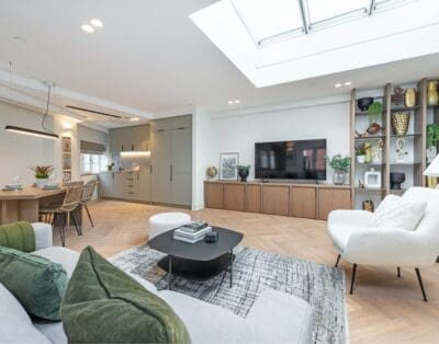 Rent Villa Factual Unobtrusive London