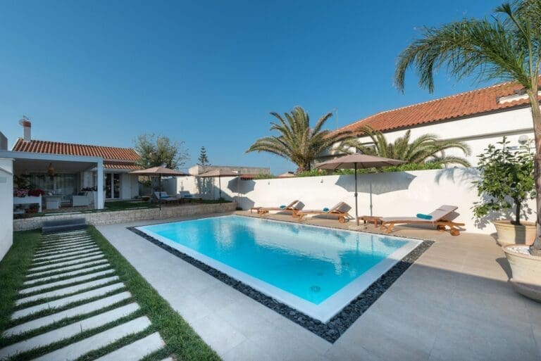 Rent Villa Fandango Cottonseed Sicily