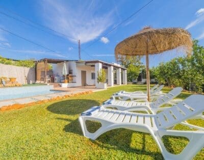 Rent Villa Fawn Fir Spain