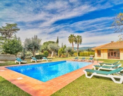 Rent Villa Fawn Garcinias Spain