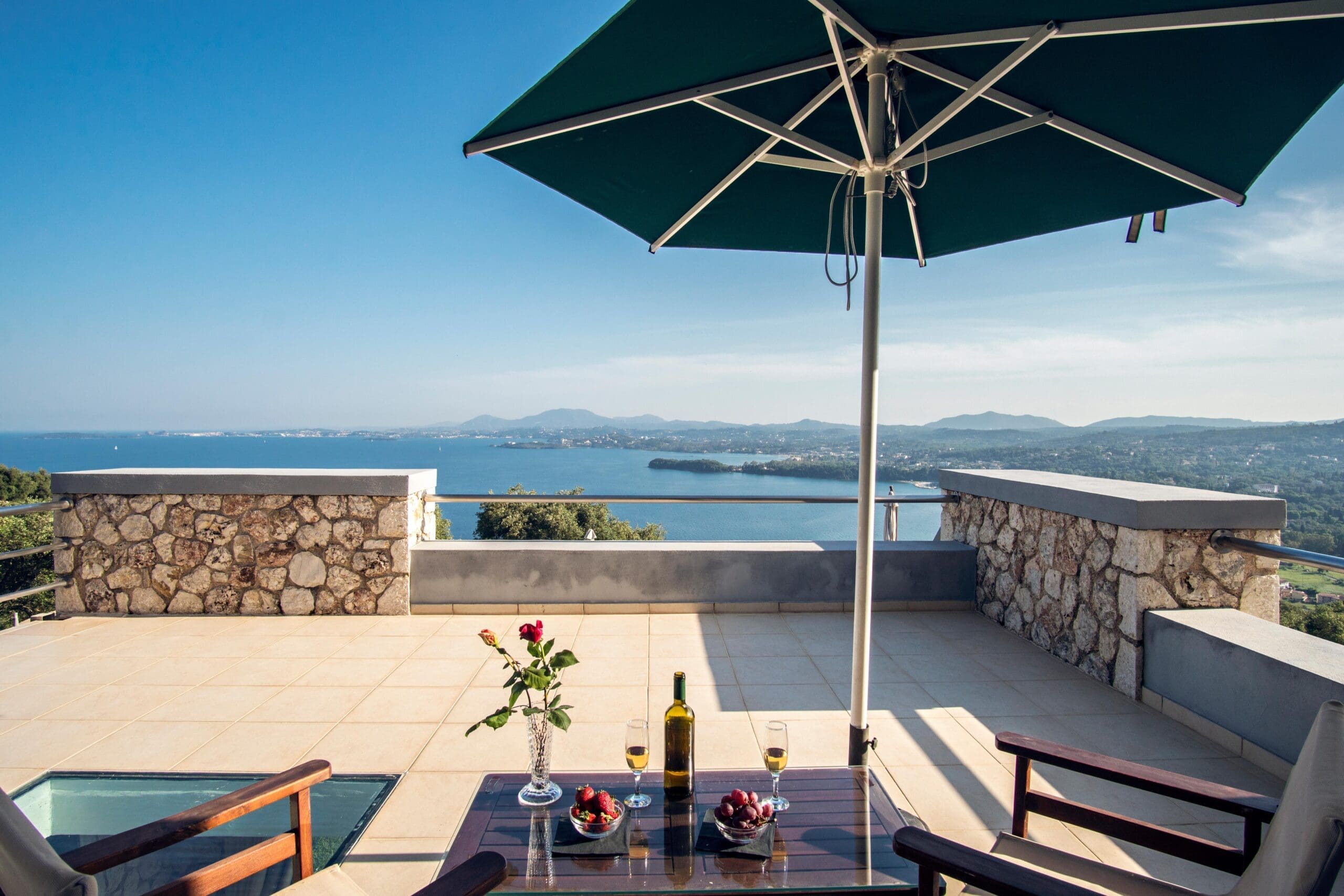 Rent Villa Fluorescent Firebell Corfu