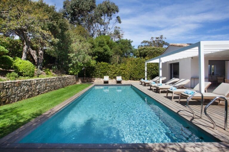 Rent Villa Forest Crested France