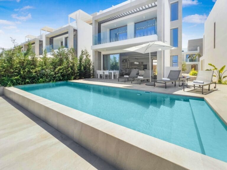 Rent Villa Forest Pineapple Cyprus