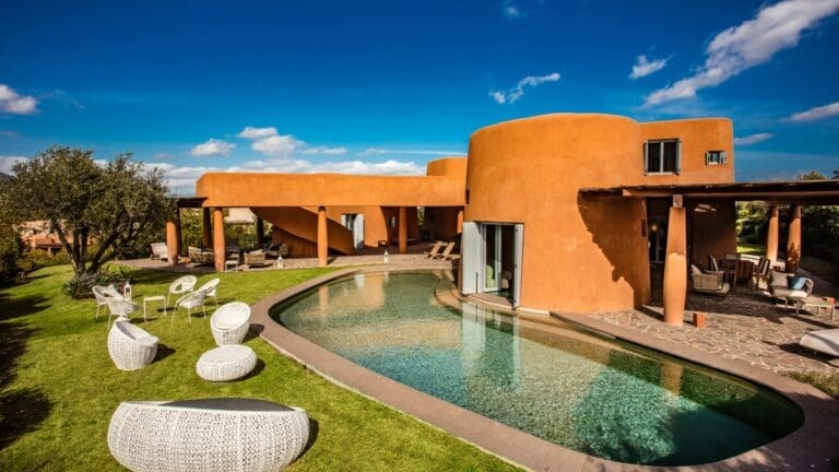 Rent Villa Frostbite Oregon Sardinia