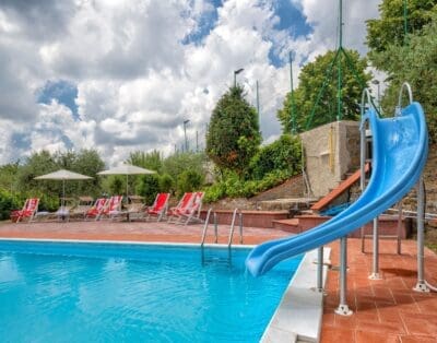 Rent Villa Gamboge Brush Tuscany