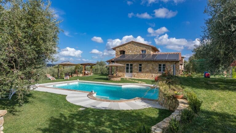 Rent Villa Garnet Gamboge Umbria